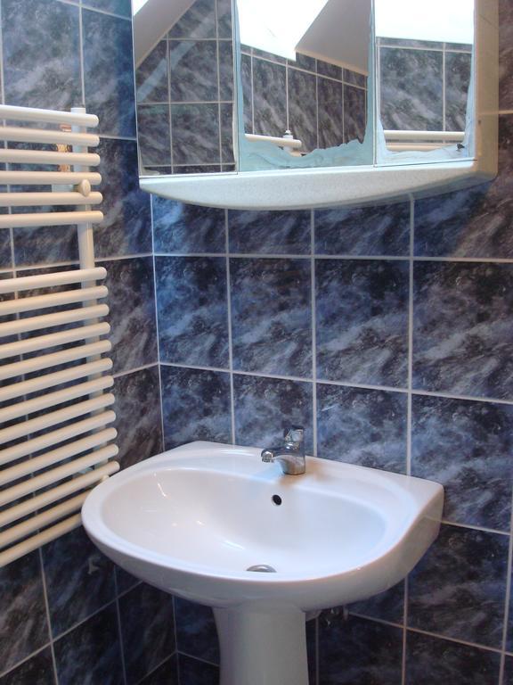 Hotel Arany Trofea 埃格尔 外观 照片
